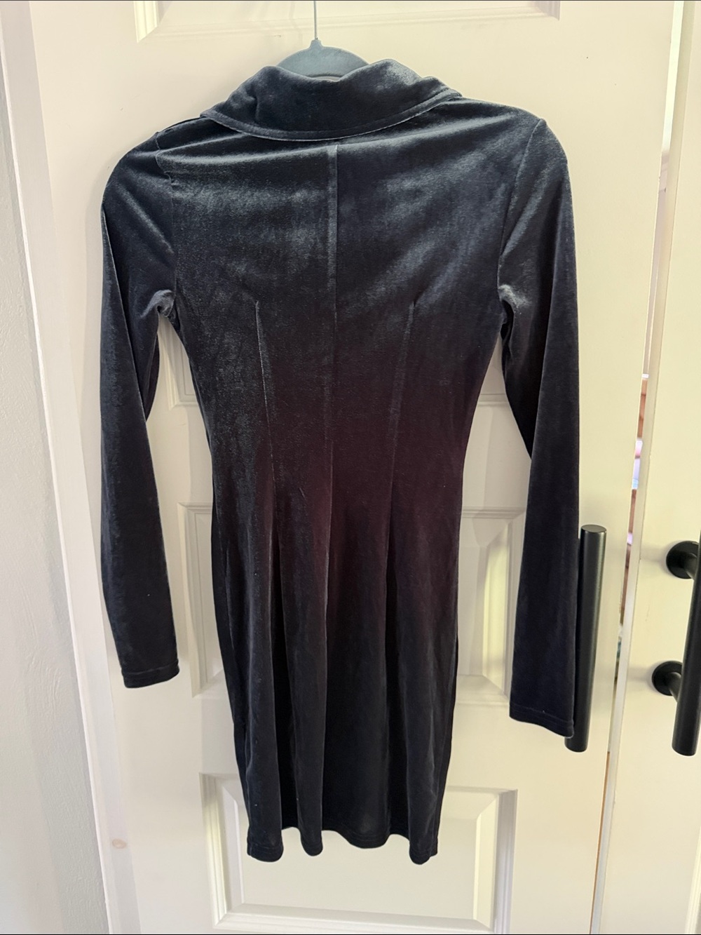 Sophie Rue deep Navy Velvet Ruched Button-Front Dress - Picture 4 of 5